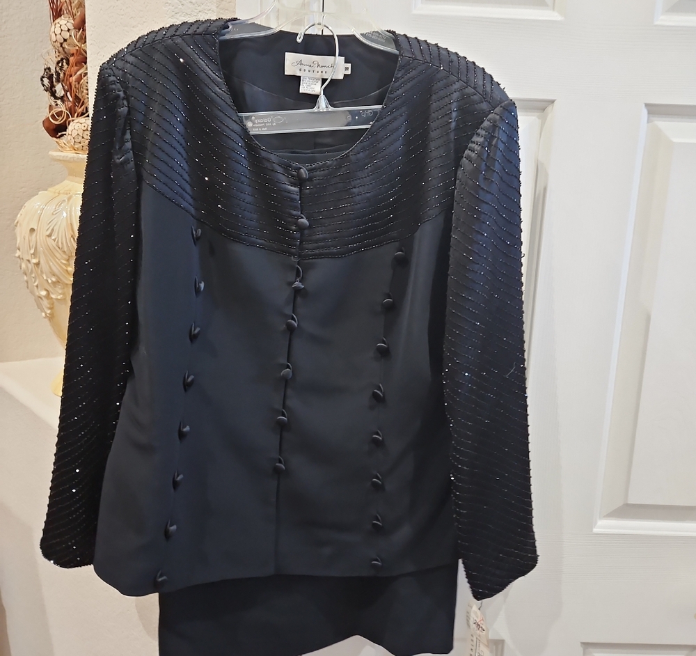 Chic Black Skirt Set with Textured Sleeves
